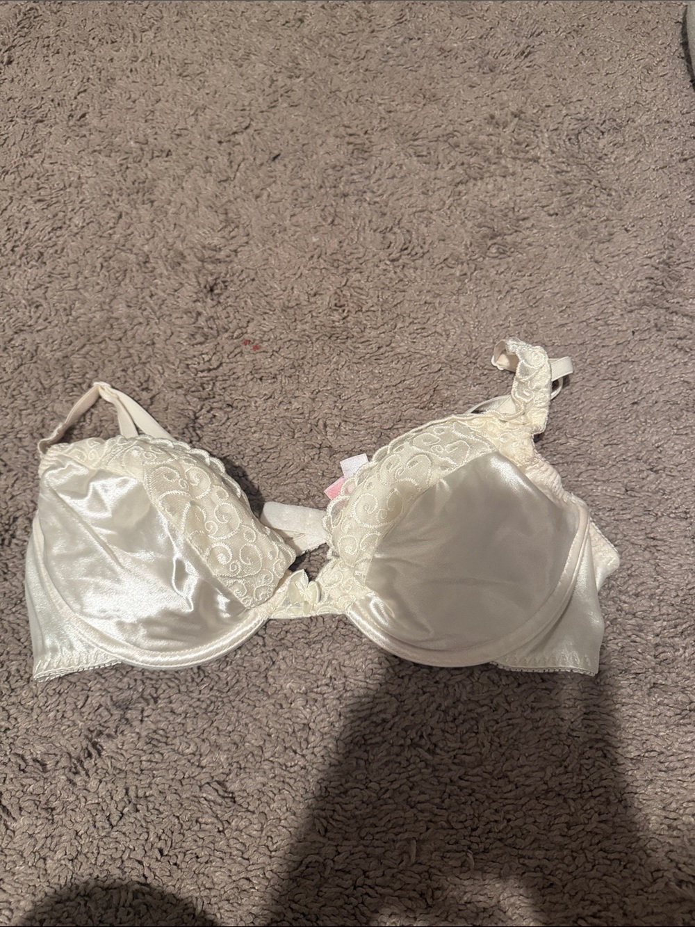 Victoria's Secret Vintage Satin and Lace Underwire Bra in Ivory